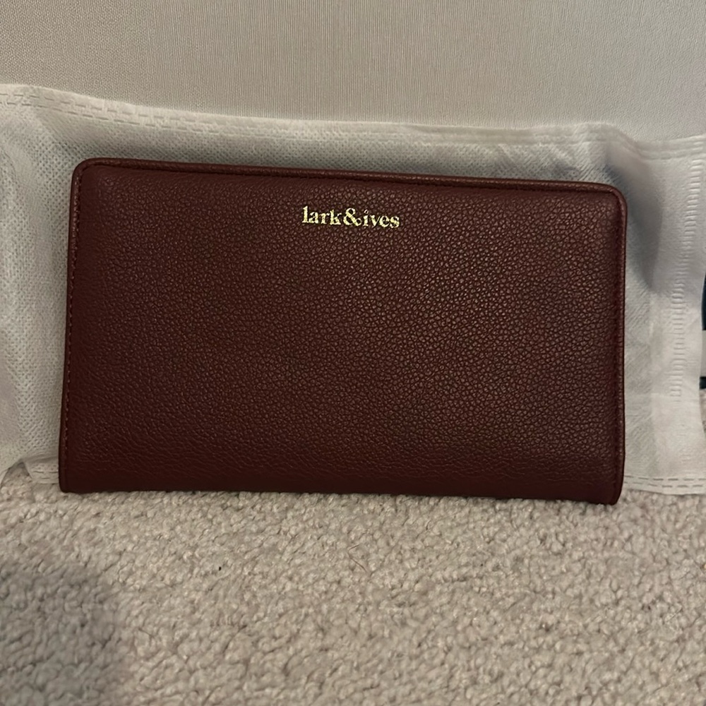 Lark & Ives Wallet